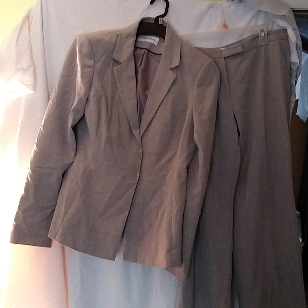 Suit